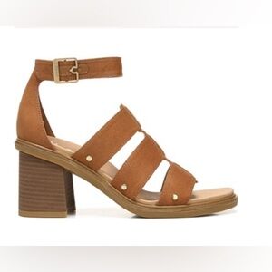 Like new. Dr. Scholl’s Elenor Block Heel size 7.5